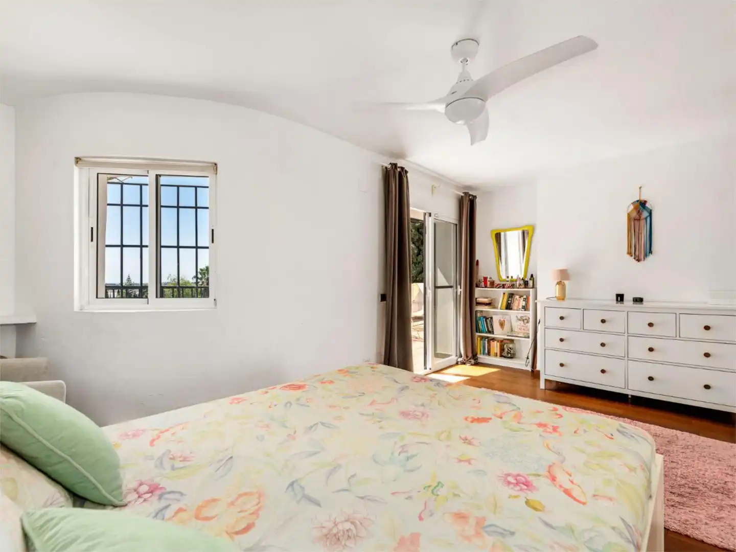 Casa o chalet en venta en Calle las Mimosas, 4, Campo de Mijas Habitación de Casa o chalet en venta en Mijas con Aire acondicionado, Terraza y Piscina