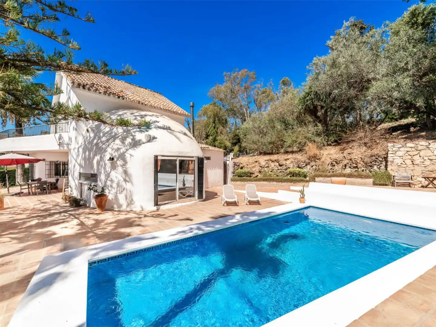 Vista exterior de Casa o chalet en venta en Mijas con Aire acondicionado, Terraza y Piscina