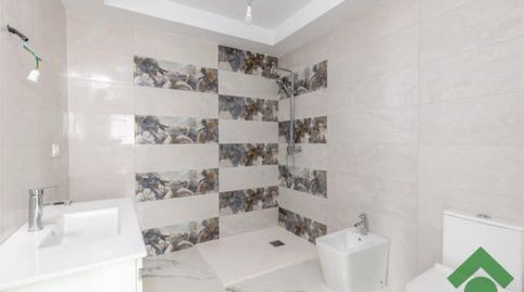 Foto 5 de Casa adosada en venta en Pinos Puente, Granada