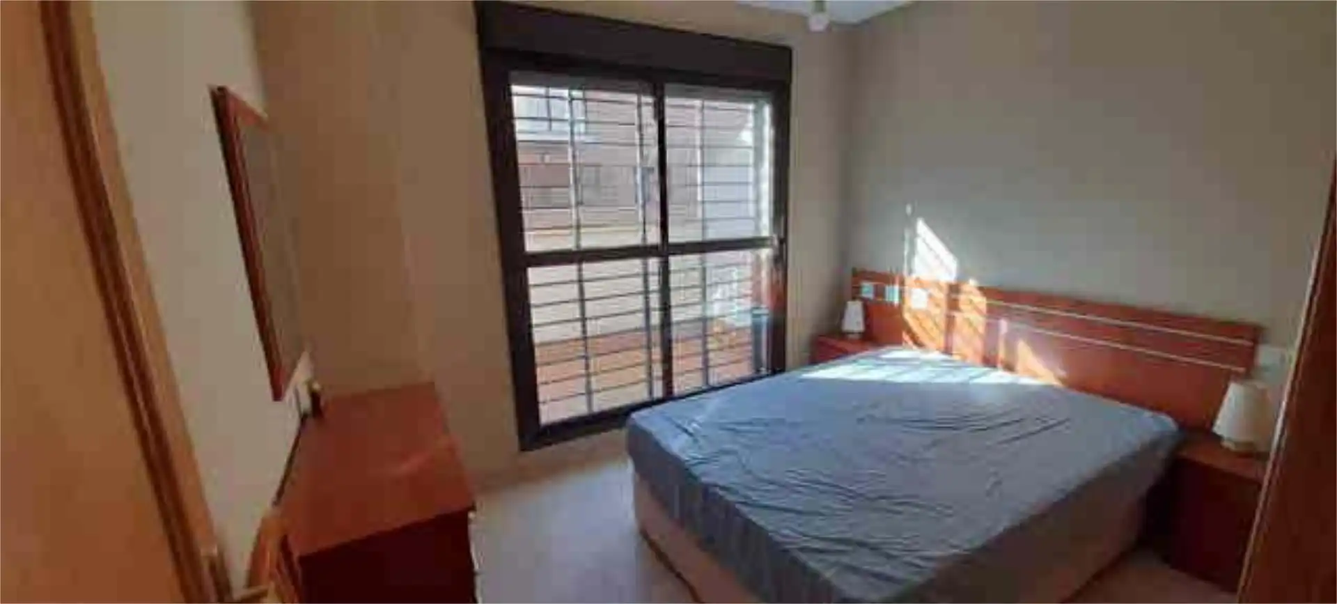 Piso en venta en Molino de la Vega Habitación de Piso en venta en Huelva con Terraza y Amueblado