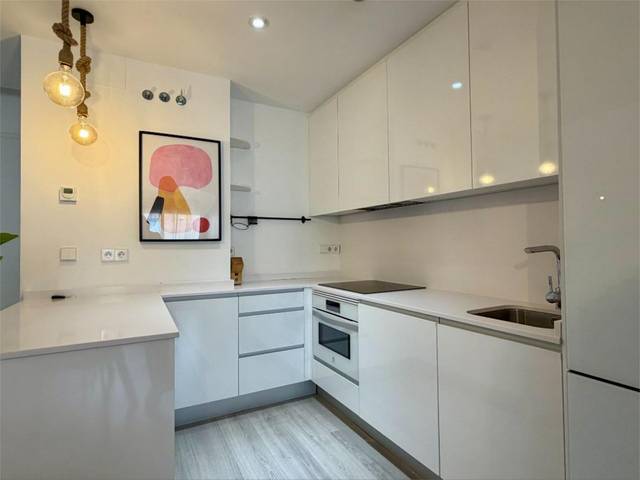 Piso en Alquiler en Calle de Guipúzcoa, 12 en Cuatro Caminos - Azca