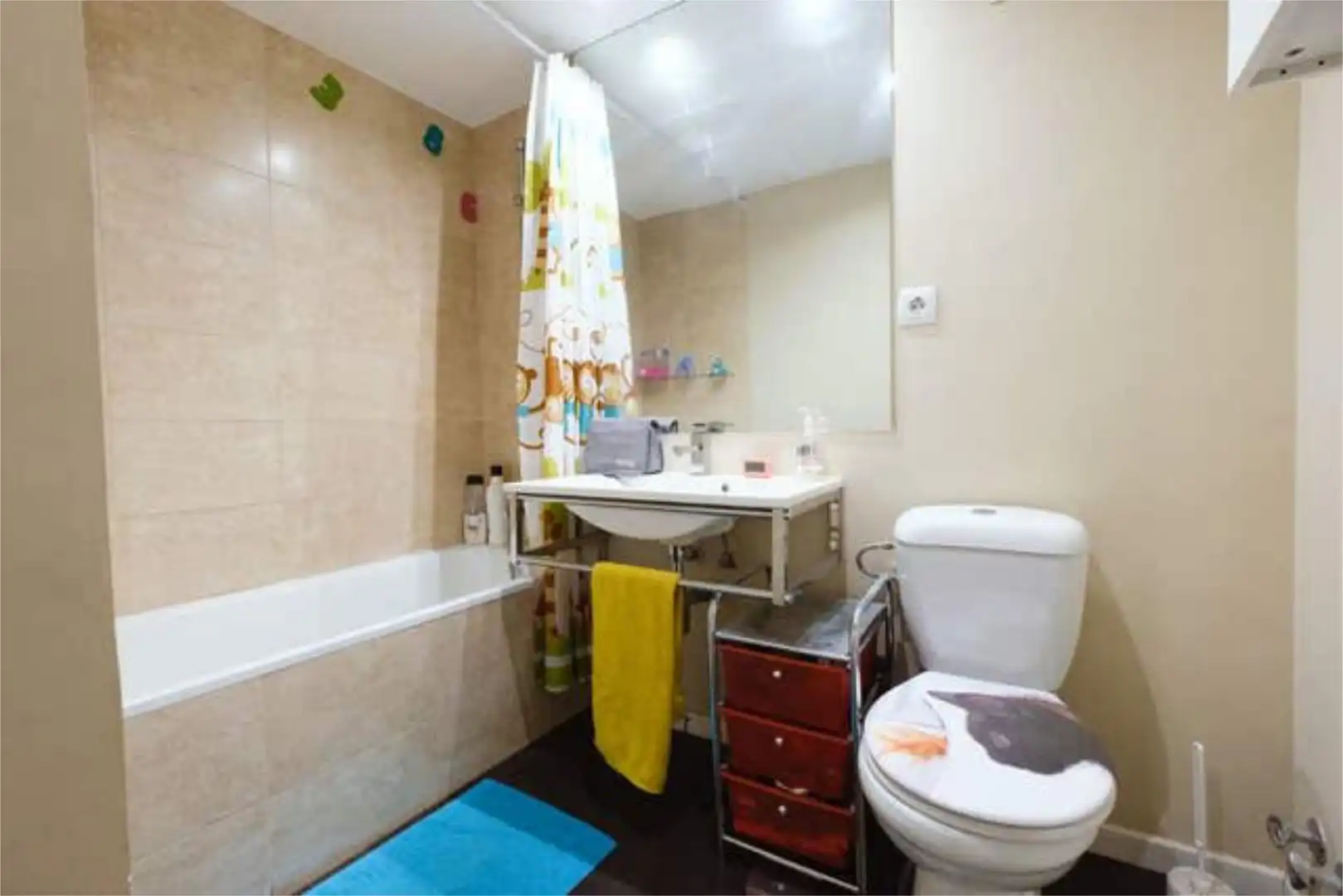 Flat for sale in El Caño - Maracaibo Bathroom of Flat for sale in Las Rozas de Madrid with Heating, Private garden and Terrace
