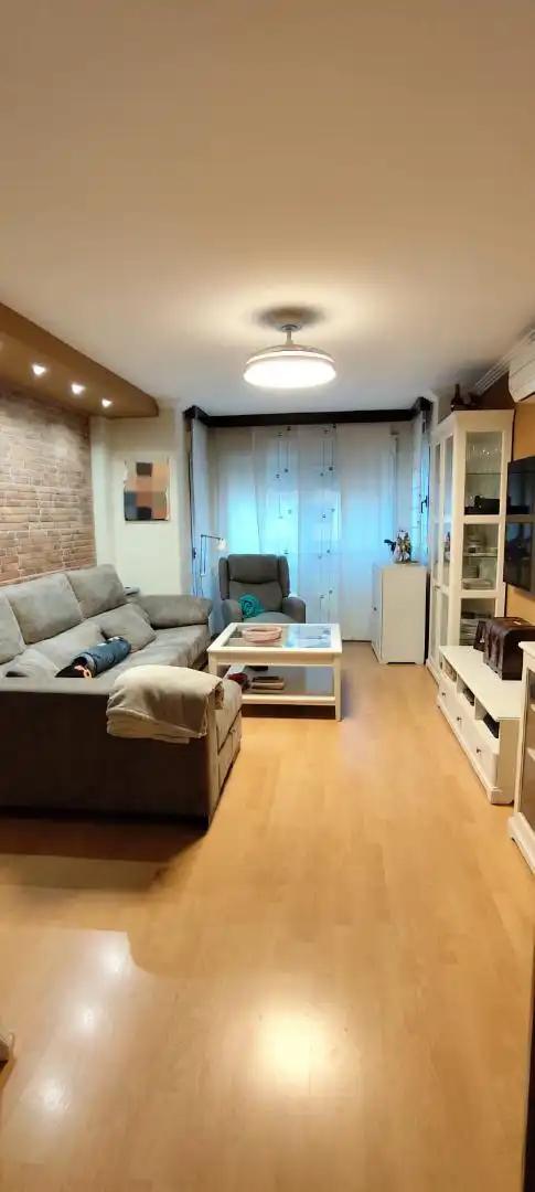 Wohnung zum Verkauf in Avenida Jaime Chicharro, 1, Piscinas Wohnzimmer von Wohnung zum Verkauf in Burriana / Borriana mit Klimaanlage und Terrasse