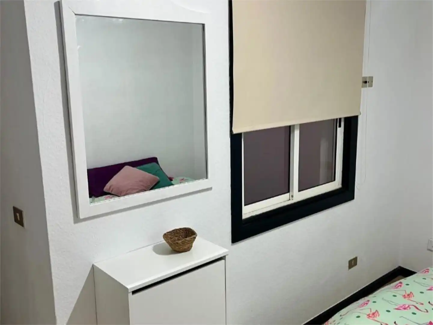 Room in Calle Cervantes, 14, La Salle - Cuatro Torres Bedroom of Flat for share in Santa Cruz de Tenerife with Furnished