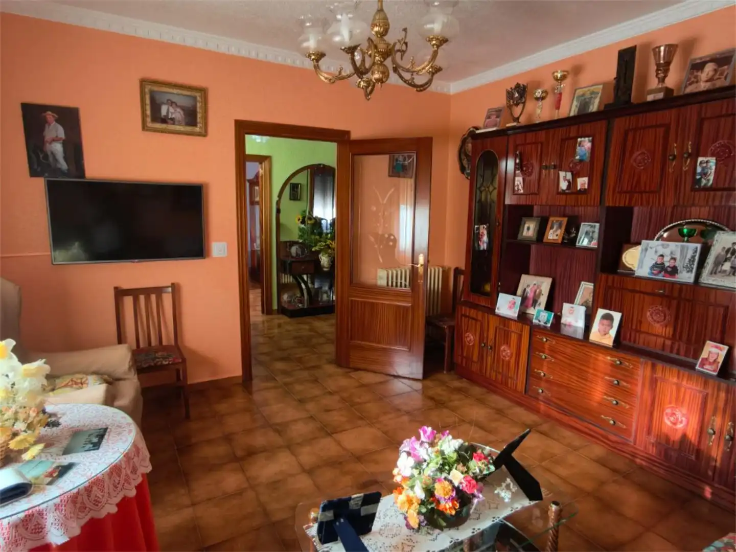 Casa o chalet en venta en Calle Navarra, 54, Lillo Sala de estar de Casa o chalet en venta en Lillo con Aire acondicionado