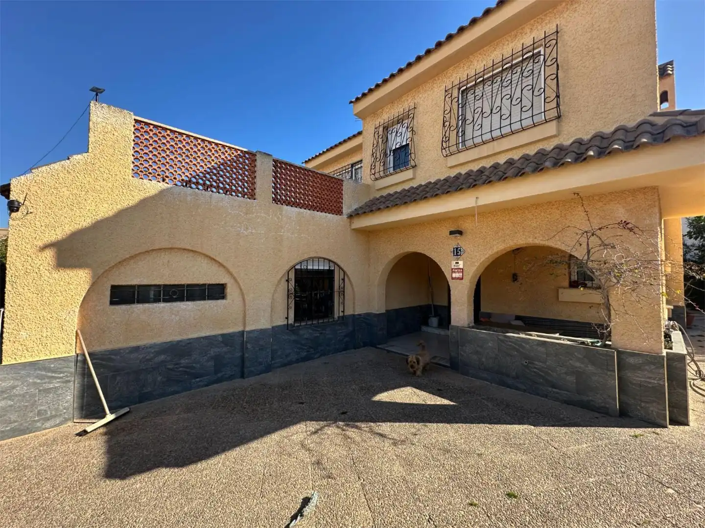 Außenansicht von Wohnung zum Verkauf in Cartagena mit Privatgarten, Terrasse und Abstellraum
