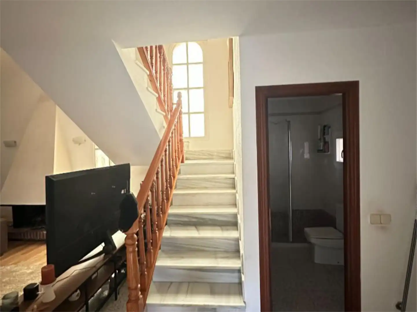 Wohnung zum Verkauf in Cartagena mit Privatgarten, Terrasse und Abstellraum