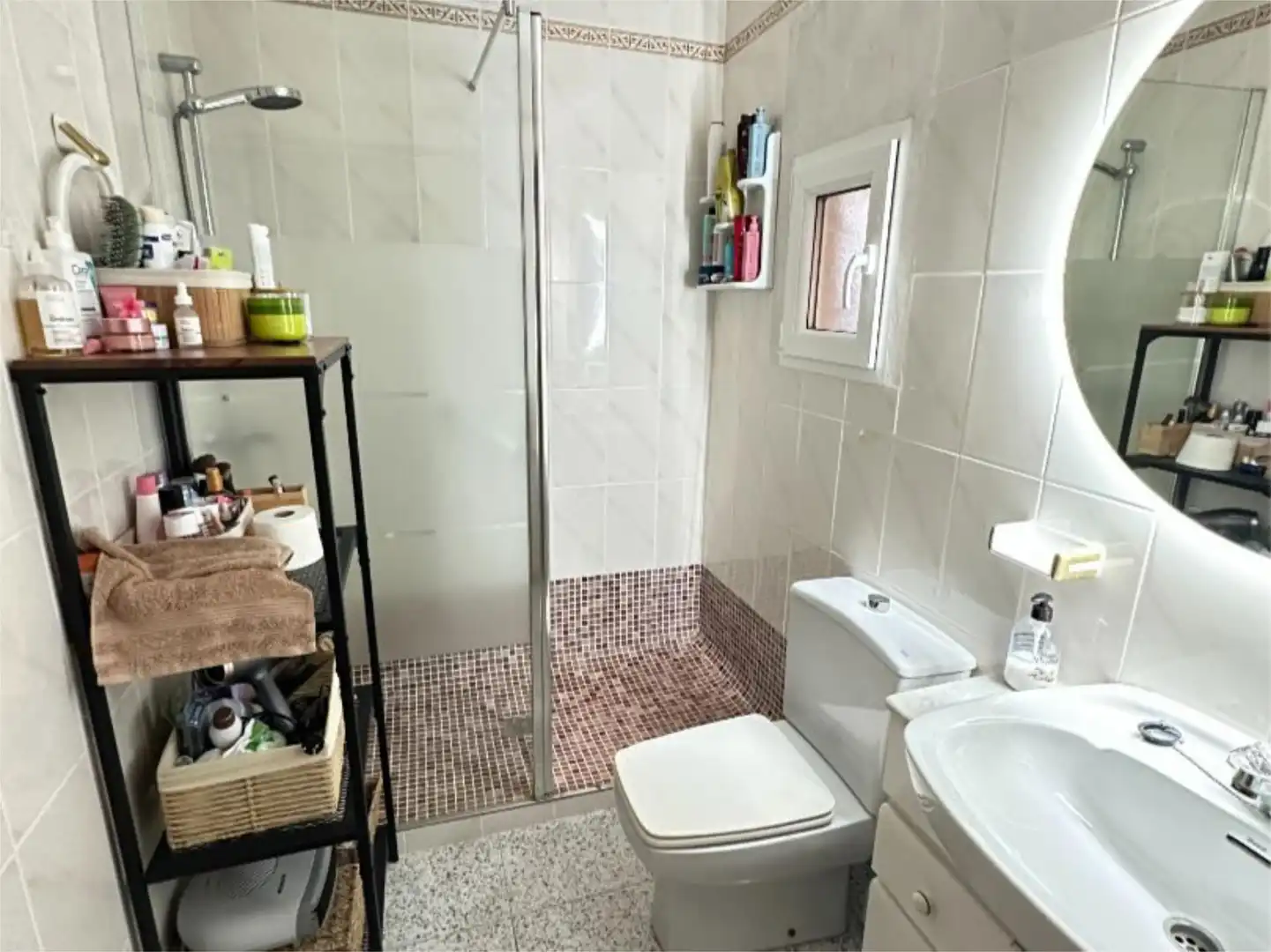 Badezimmer von Wohnung zum Verkauf in Cartagena mit Privatgarten, Terrasse und Abstellraum
