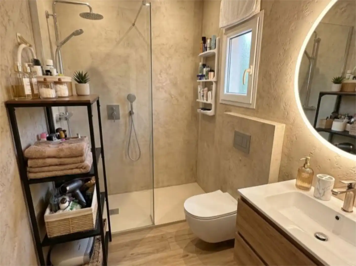 Badezimmer von Wohnung zum Verkauf in Cartagena mit Privatgarten, Terrasse und Abstellraum
