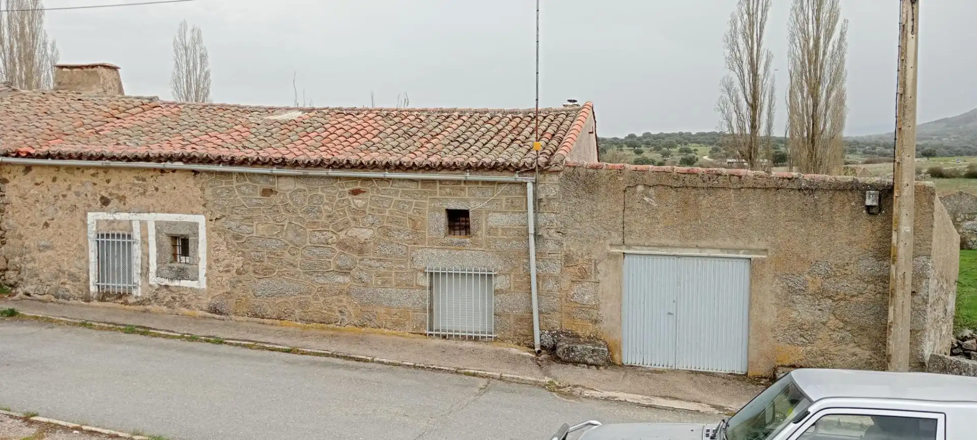 Außenansicht von Einfamilien-Reihenhaus zum Verkauf in El Mirón