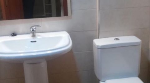 Foto 4 de Casa adosada de lloguer a Calle Vasco Núñez de Balboa, 43, Salesianos, Utrera