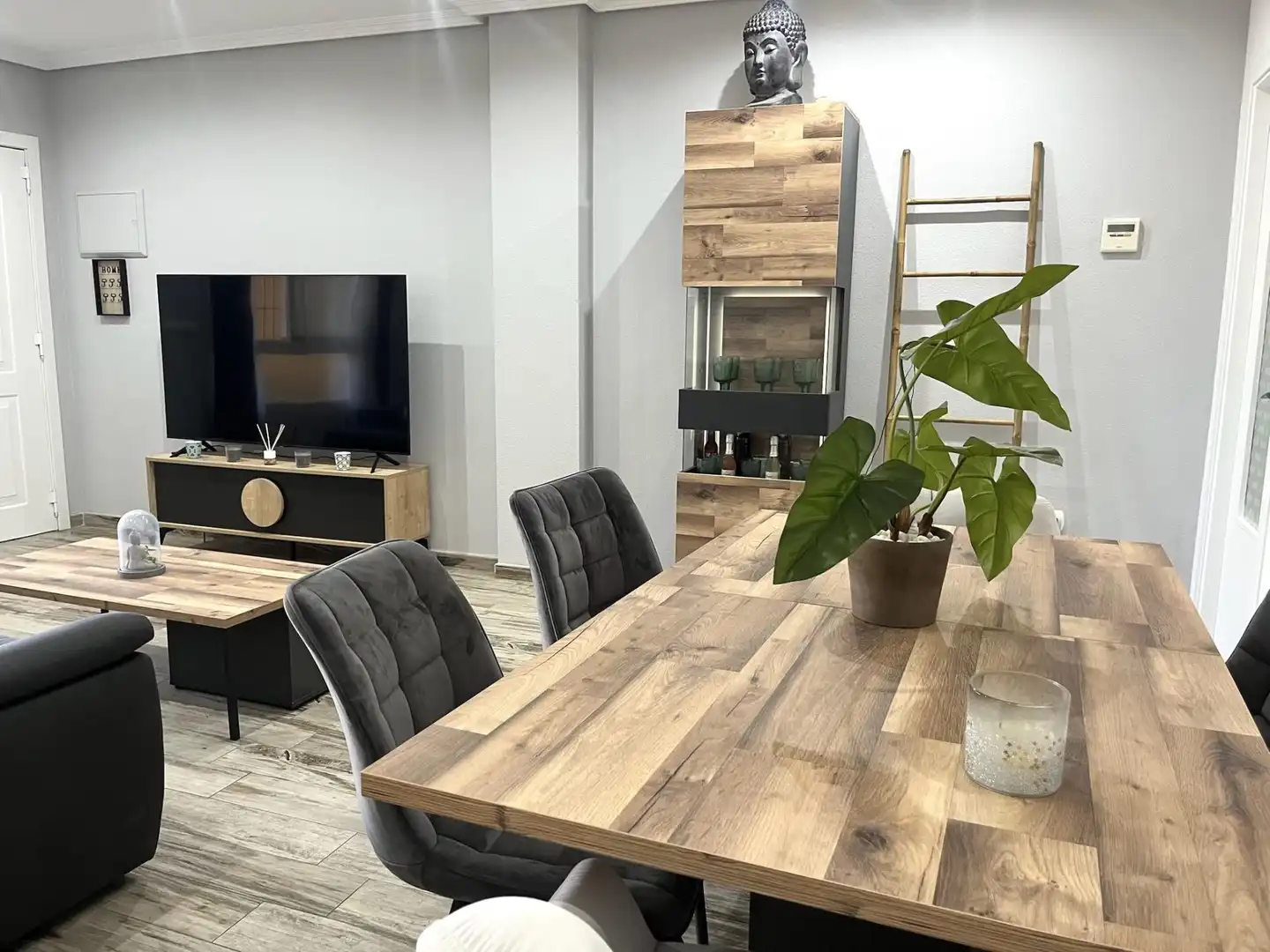 Piso en venta en Carrer de les Adelfes, 16, Torrellano Sala de estar de Piso en venta en Elche / Elx con Aire acondicionado, Calefacción y Parquet