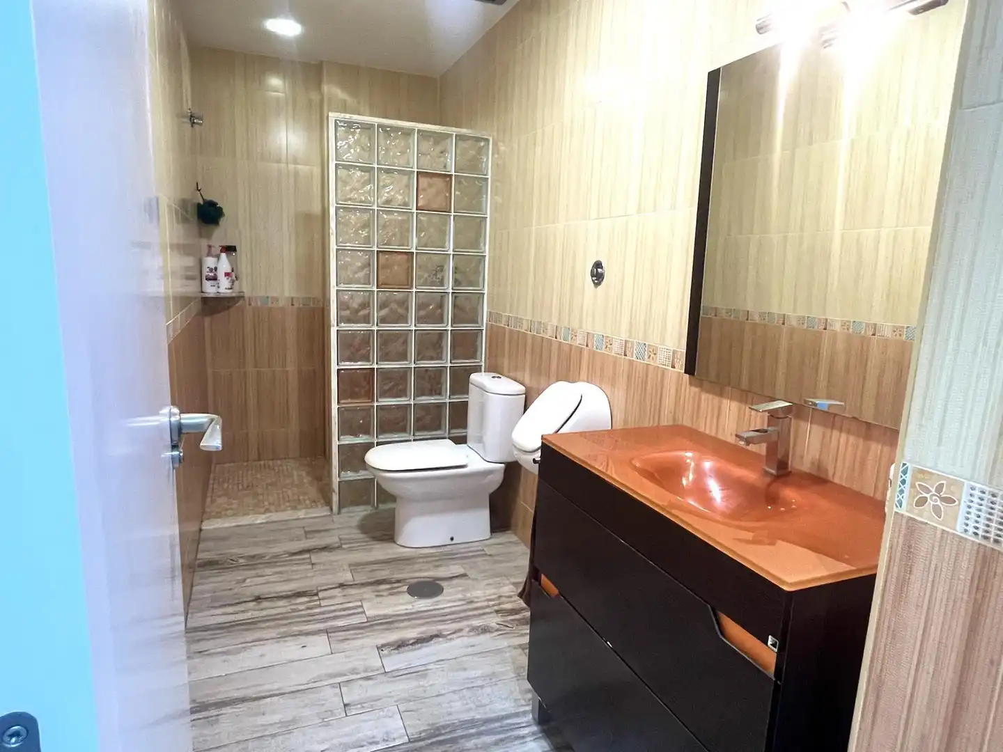 Piso en venta en Carrer de les Adelfes, 16, Torrellano Baño de Piso en venta en Elche / Elx con Aire acondicionado, Calefacción y Parquet