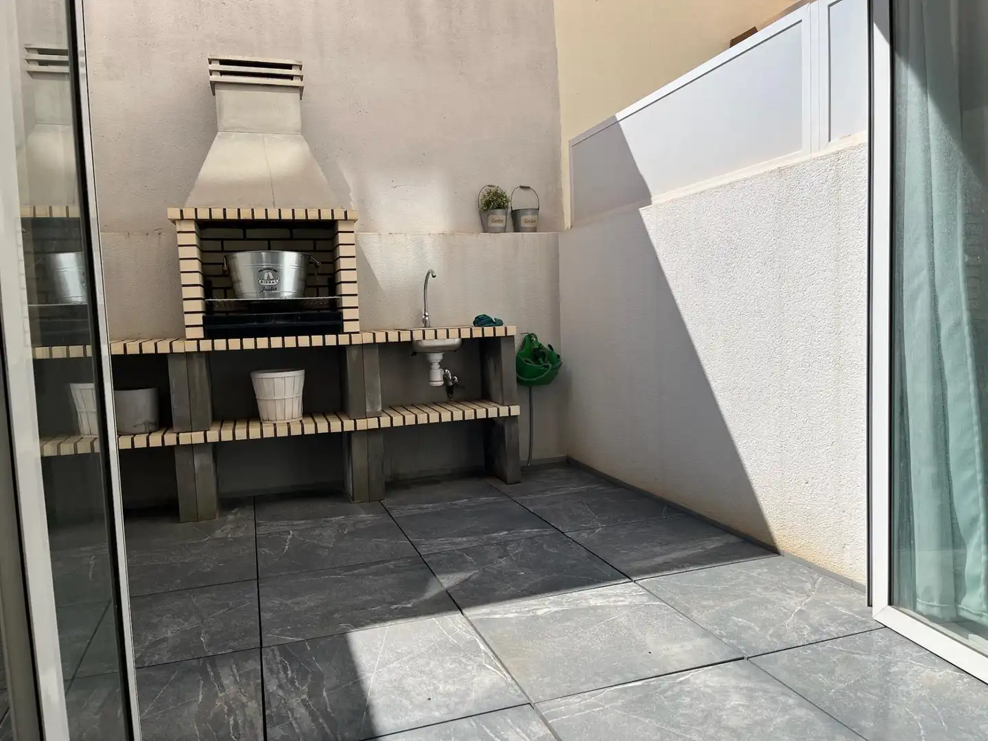 Piso en venta en Carrer de les Adelfes, 16, Torrellano Terraza de Piso en venta en Elche / Elx con Aire acondicionado, Calefacción y Parquet
