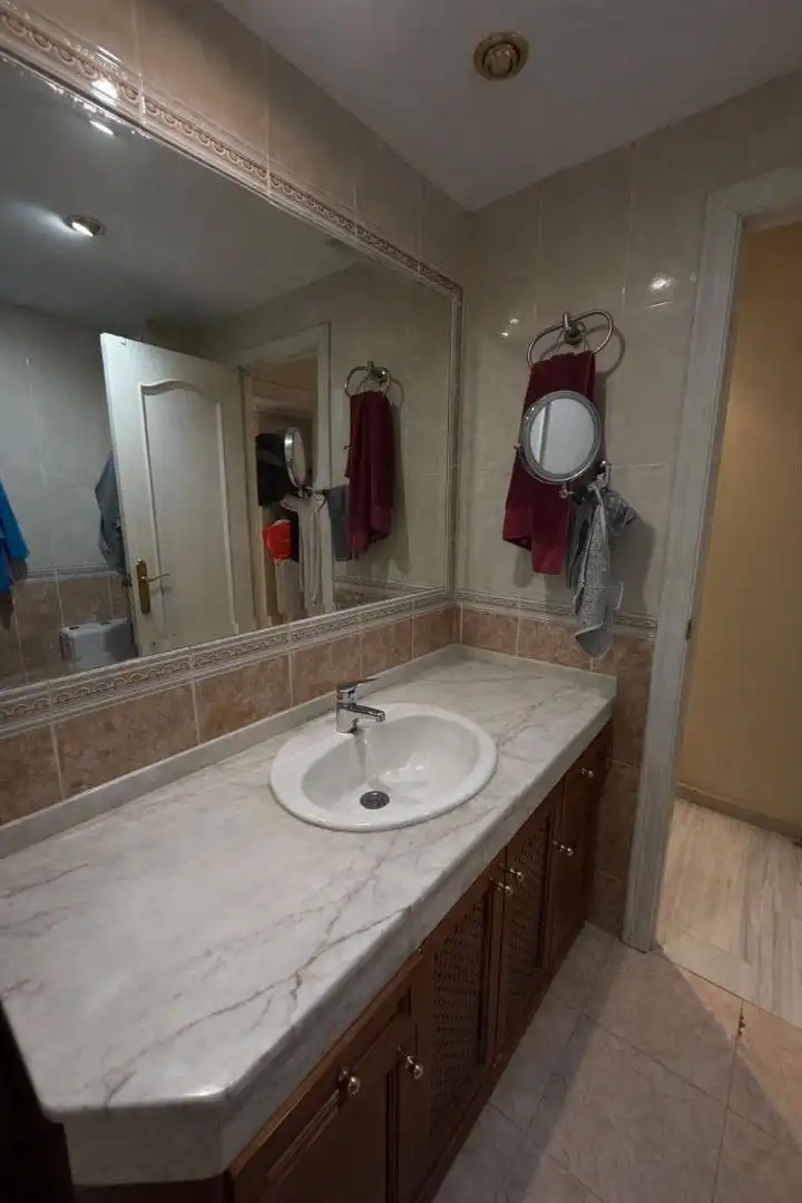 Pis en venda a Calle María la Judía, 10, Tablero Bajo - Arruzafilla Bany de Pis en venda en Córdoba Capital amb Aire condicionat, Terrassa i Piscina