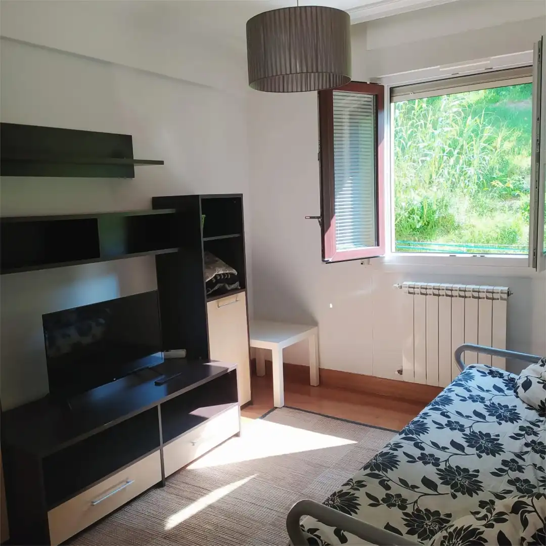Habitación de Piso de alquiler en Arrasate / Mondragón con Calefacción, Parquet y Amueblado