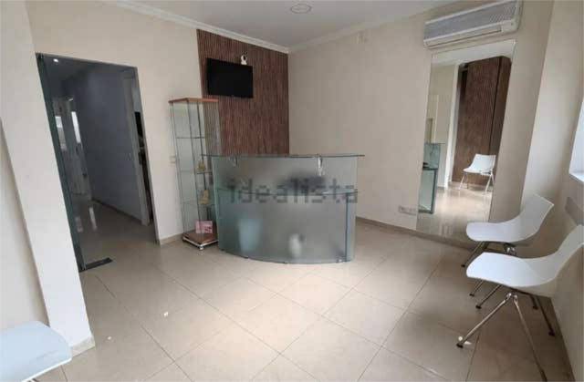 Local comercial en Alquiler en Centro