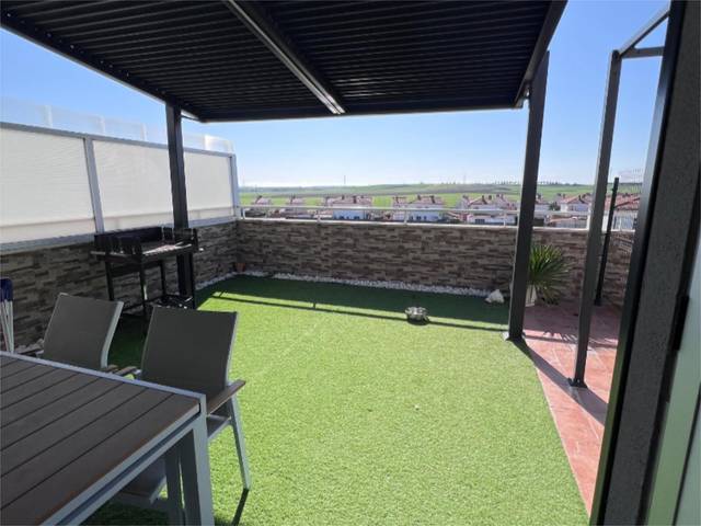 Piso en Venta en Calle Ría de Vigo, 5 en Castellanos de Moriscos