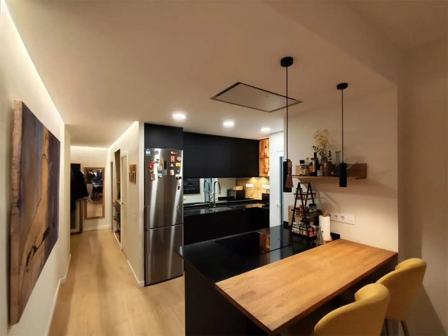 Habitación en Carrer de la Marina, 336, Sagrada Família Cocina de Piso para compartir en Barcelona con Aire acondicionado, Calefacción y Jardín privado