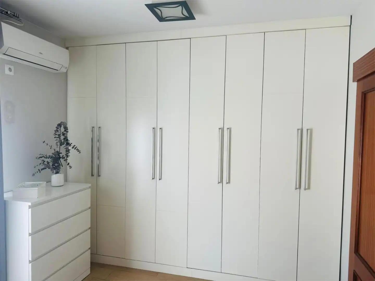 Bedroom of Flat for sale in Valdelacalzada  with Air Conditioner, Terrace and Storage room