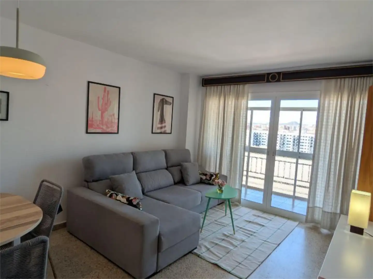 Flat for rent in Calle Héroe de Sostoa, 29, Parque Ayala - Jardín de la Abadía - Huelín