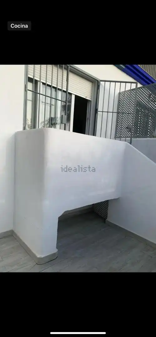 Einfamilien-Reihenhaus zum Verkauf in Calle Nécora, 5, Zahara Pueblo Terrasse von Einfamilien-Reihenhaus zum Verkauf in Zahara de los Atunes mit Klimaanlage, Heizung und Privatgarten