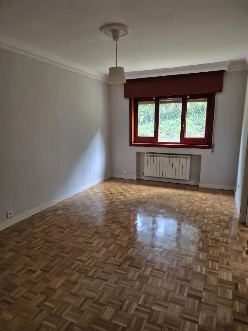 Casa o xalet de lloguer a Avenida del Perdigón, 17, Fuente del Fresno Dormitori de Casa o xalet de lloguer en Fuente del Fresno amb Terrassa, Piscina i Balcó