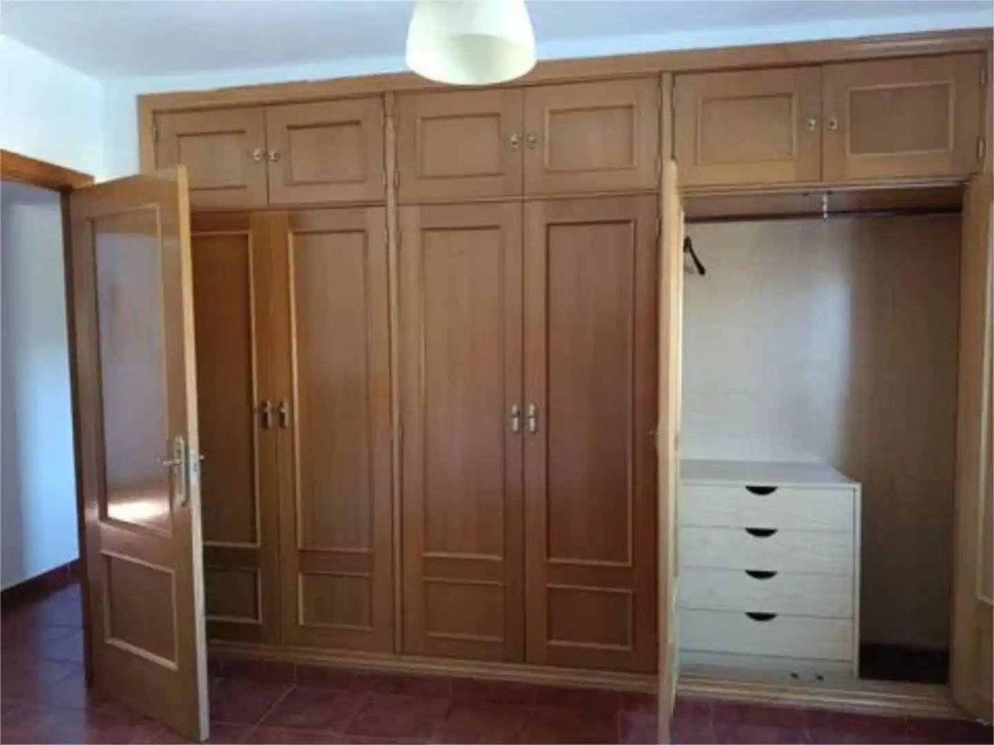 Casa o chalet en venta en Calle Buenos Aires, 7, Torrelaguna Habitación de Casa o chalet en venta en Torrelaguna con Calefacción, Jardín privado y Terraza
