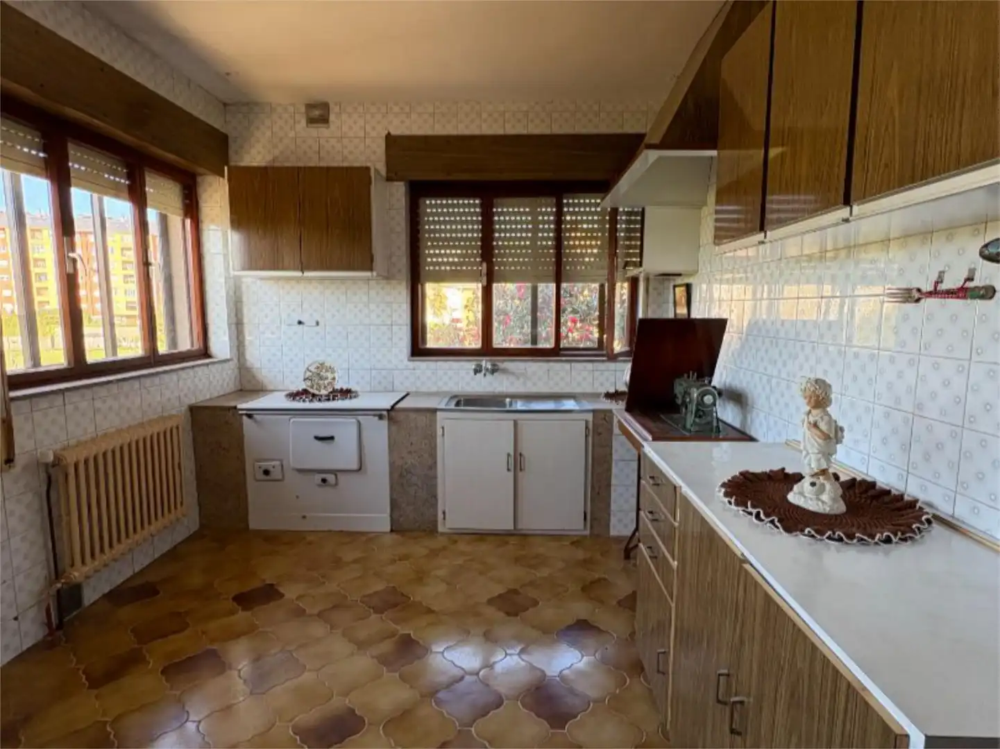 Kitchen of Flat for sale in Ribadeo  with Heating, Private garden and Parquet flooring