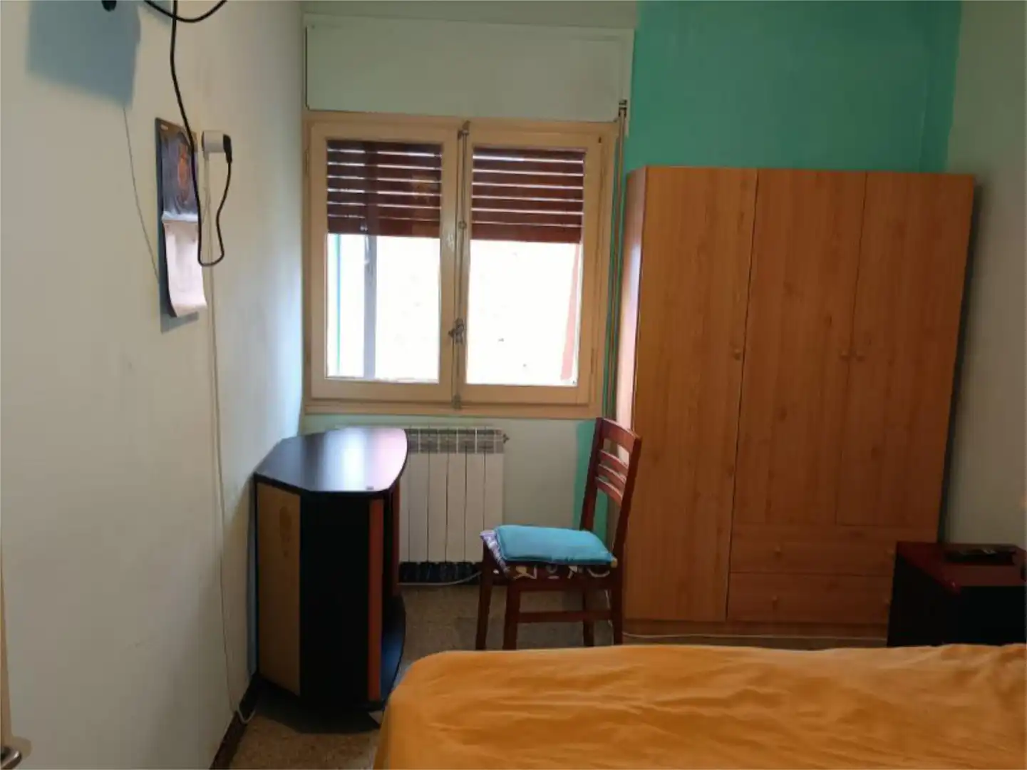 Room in Pasaje Belmonte de San José, 11, Alcañiz