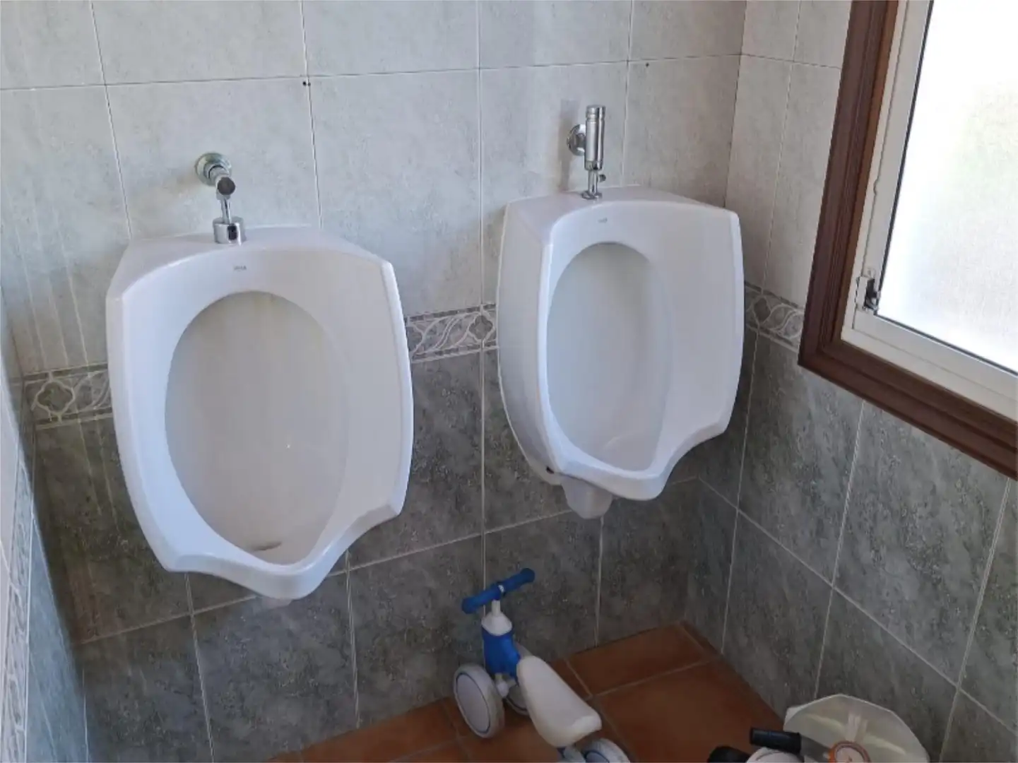 Flat for sale in Avenida Redondela, 54, Redondela Bathroom of Flat for sale in Redondela with Air Conditioner, Heating and Private garden