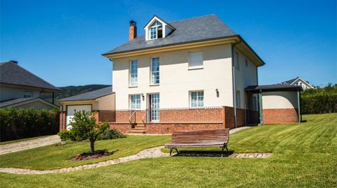 Photo 2 of Houses for sale in Avenida Díaz Ovelar, 2, Villafranca del Bierzo, León
