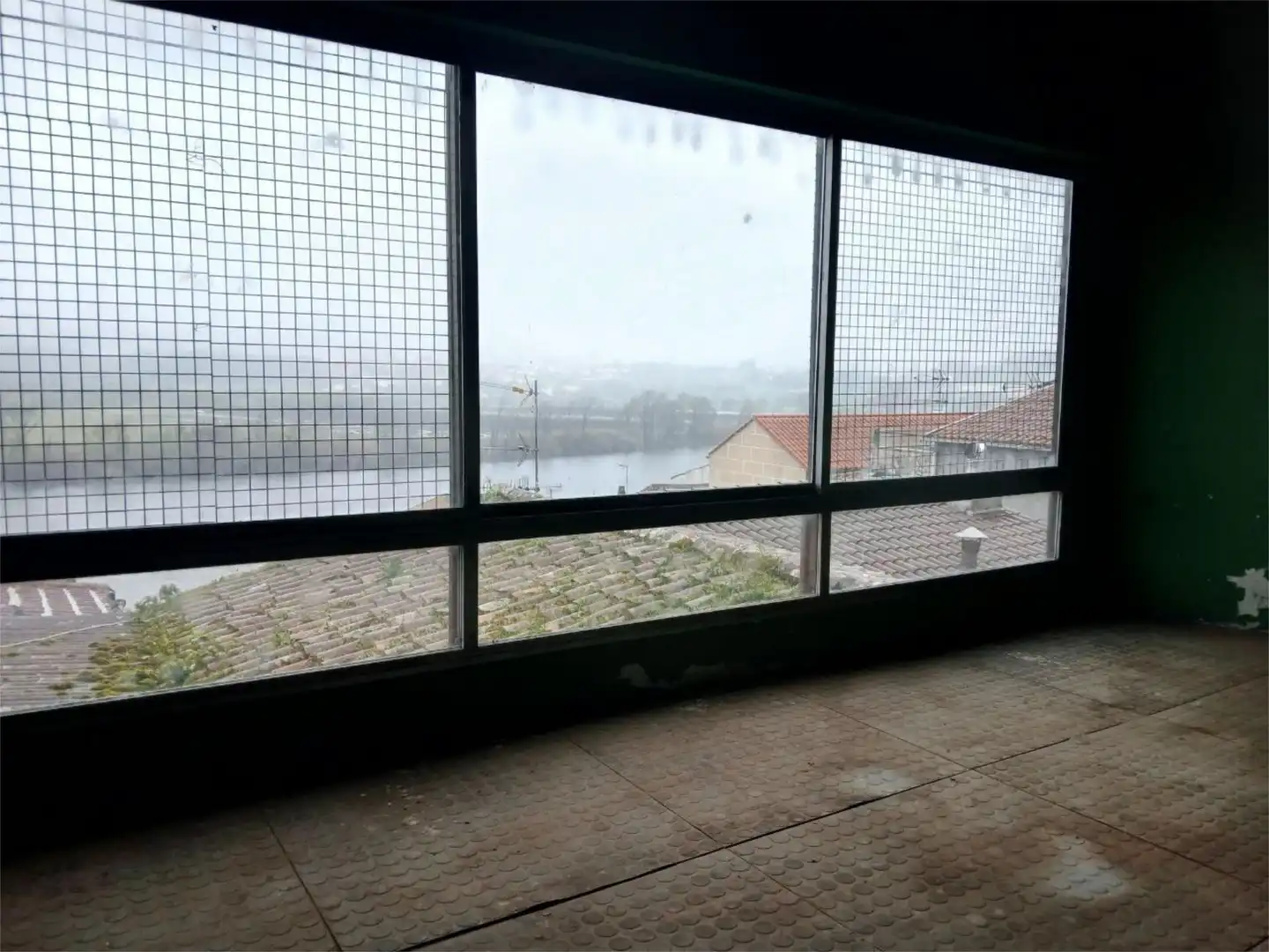 Piso en venta en Camiño Entre Fornos, 1, Tui Piso en venta en Tui con Terraza