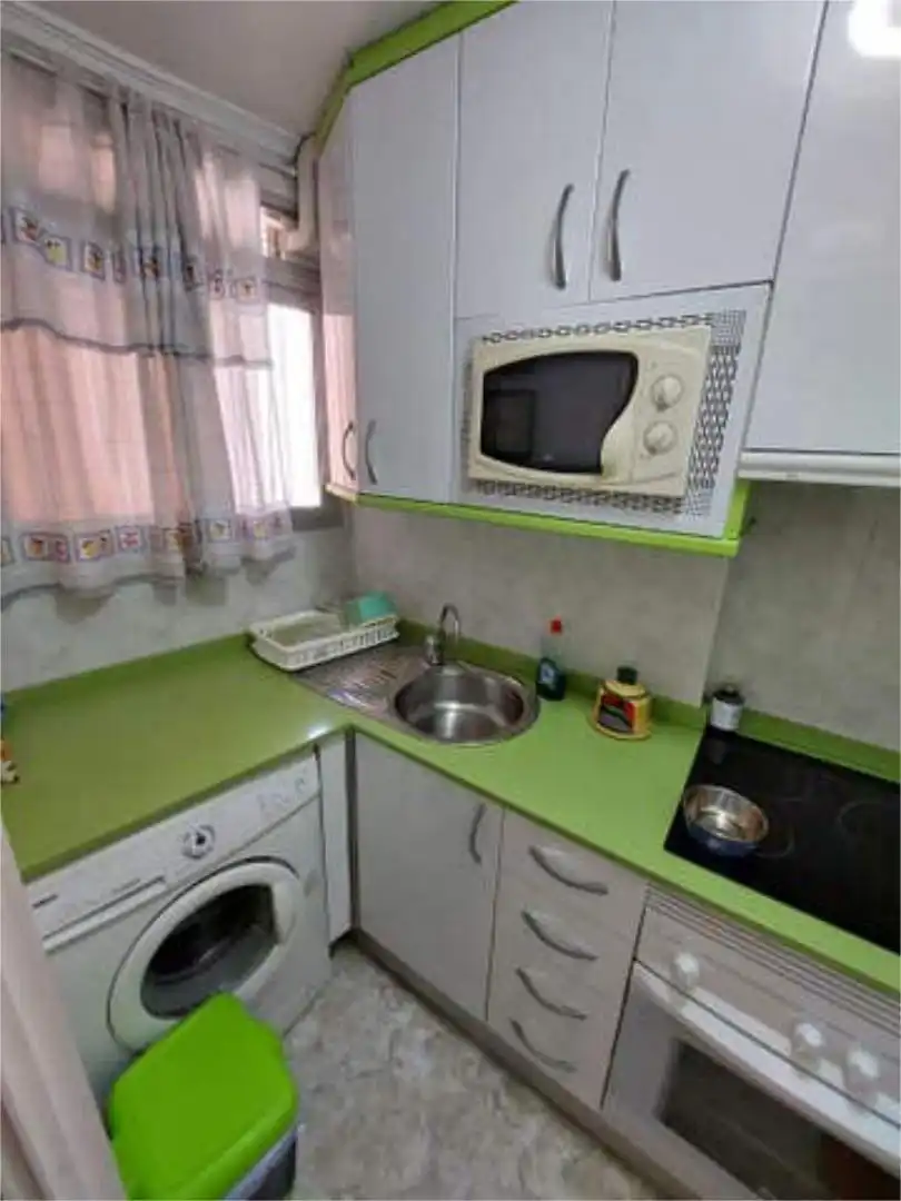 Apartamento en venta en Colonia Madrid Cocina de Apartamento en venta en Benidorm con Jardín privado, Terraza y Piscina