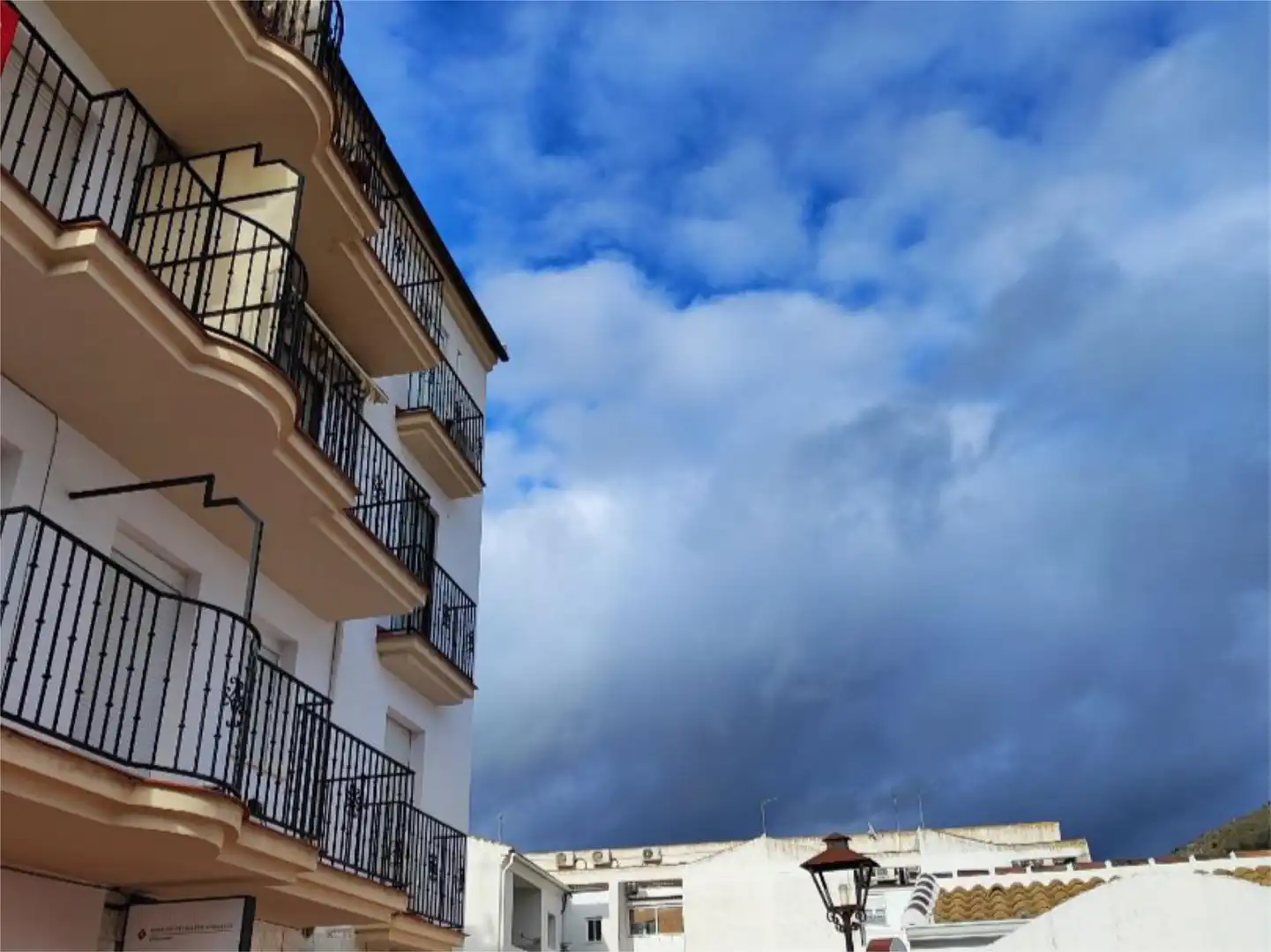 Außenansicht von Wohnung zum Verkauf in Teba mit Klimaanlage, Terrasse und Balkon