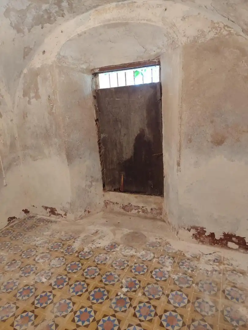 Casa adosada en venda en Torre de Santa María amb Balcó