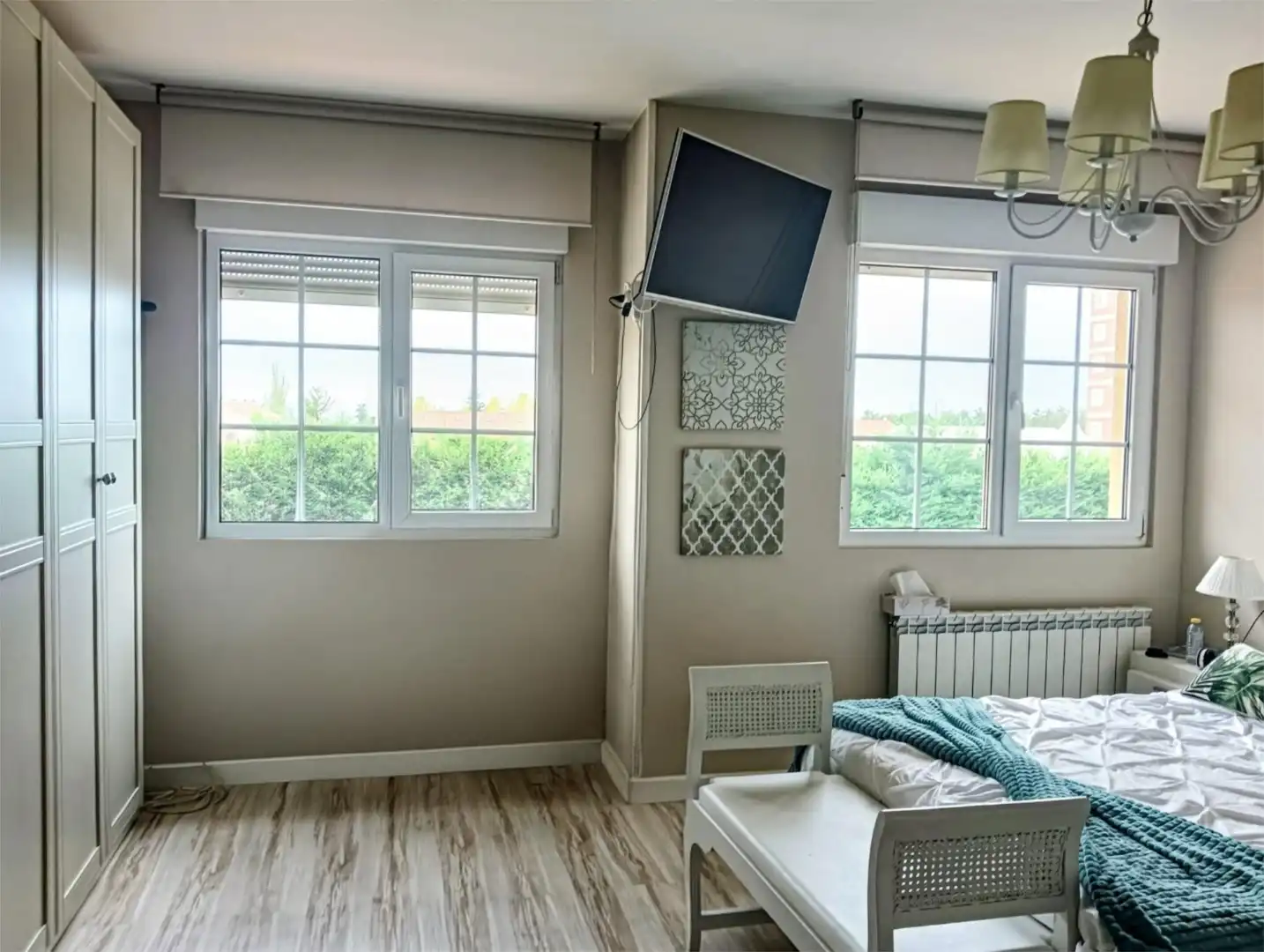 Houses for sale in Calle Rey Ordoño, 24, Villaquilambre Bedroom of Houses for sale in Villaquilambre with Terrace and Swimming Pool
