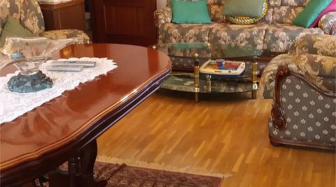 Foto 2 de Piso en venta en Avenida de Fernando de Castro, 2, Sahagún, León