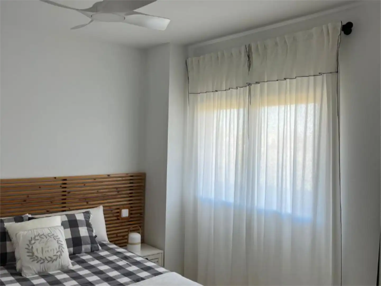 Piso de alquiler en Carrer de Beniflà, 3, Oliva Playa Habitación de Piso de alquiler en Oliva con Aire acondicionado, Calefacción y Jardín privado