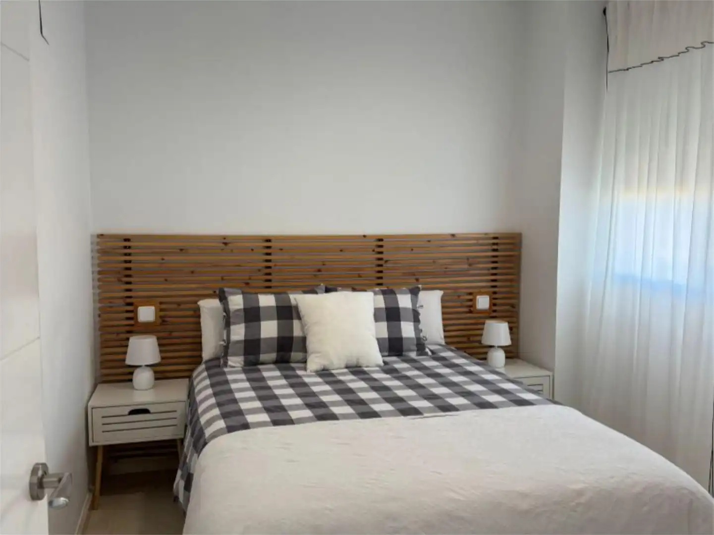 Piso de alquiler en Carrer de Beniflà, 3, Oliva Playa Habitación de Piso de alquiler en Oliva con Aire acondicionado, Calefacción y Jardín privado