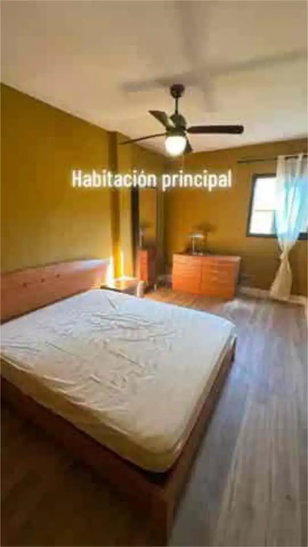 Apartamento en venta en Cho - Parque de la Reina Habitación de Apartamento en venta en Arona con Terraza