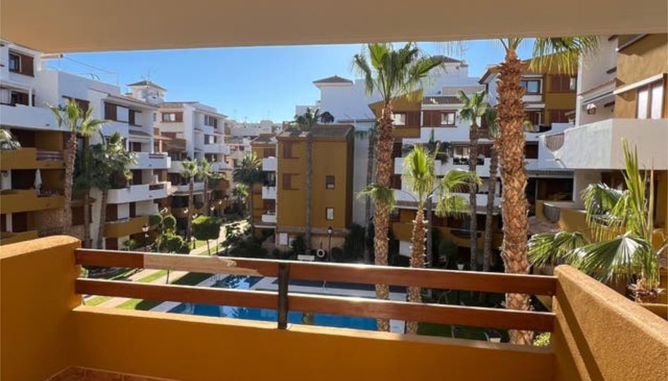 Pis de lloguer a Punta Prima, Torrevieja - imatge 1 Foto 1 de Pis de lloguer a Punta Prima, Torrevieja