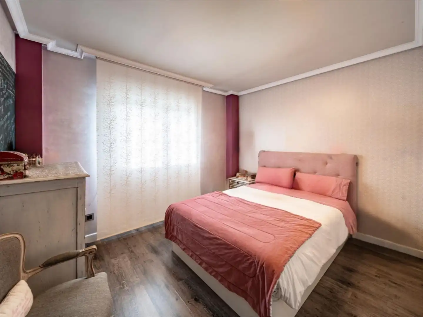 Houses for sale in Calle Madeira, 1, Señorío de Illescas Bedroom of Houses for sale in Illescas with Air Conditioner, Terrace and Swimming Pool