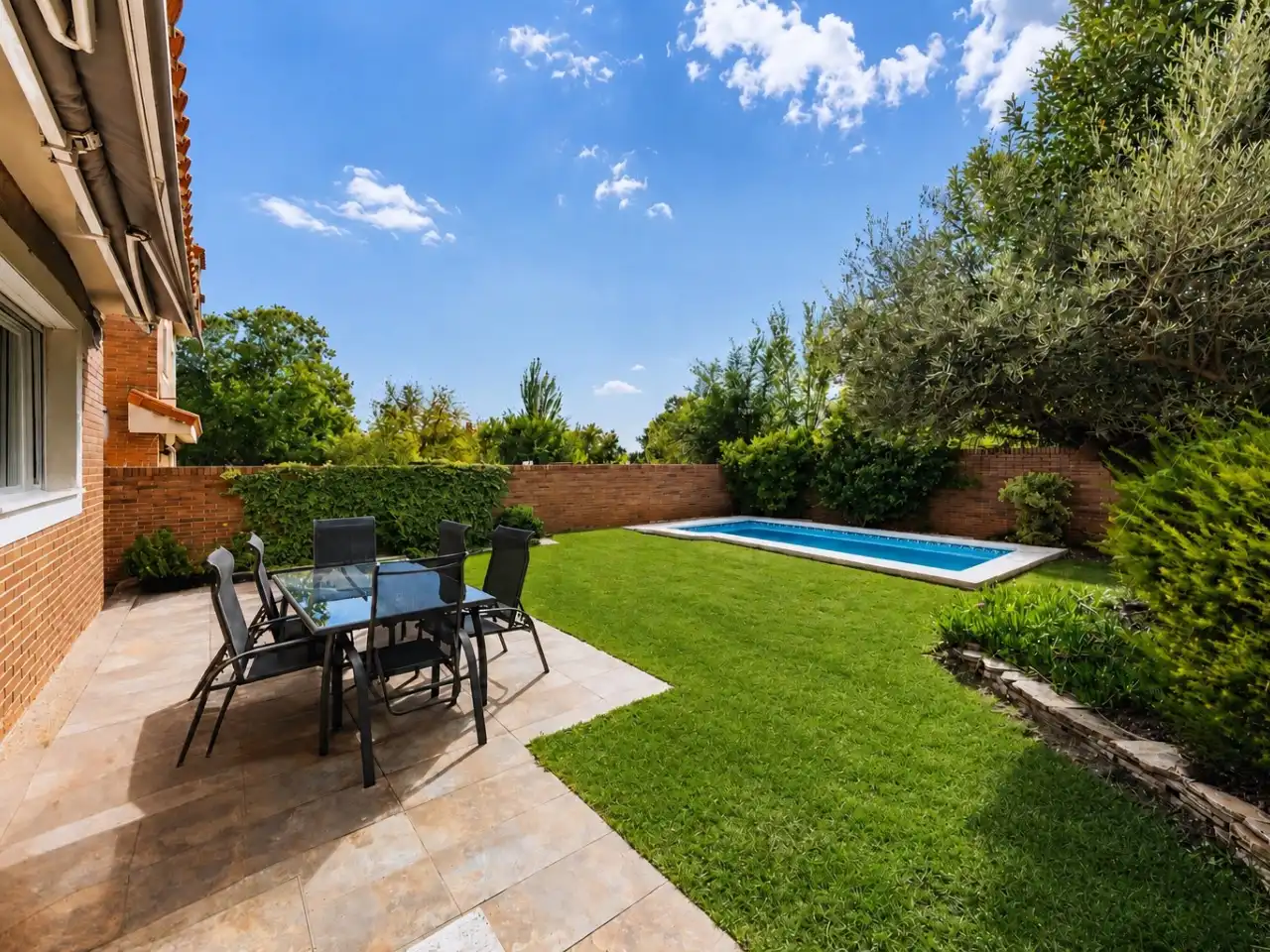 Houses for sale in Calle Madeira, 1, Señorío de Illescas Garden of Houses for sale in Illescas with Air Conditioner, Terrace and Swimming Pool