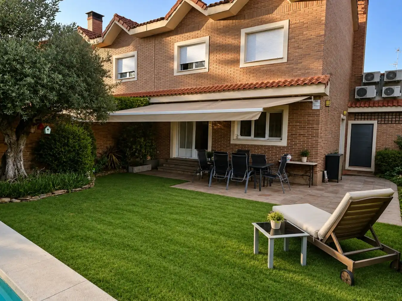 Houses for sale in Calle Madeira, 1, Señorío de Illescas Terrace of Houses for sale in Illescas with Air Conditioner, Terrace and Swimming Pool