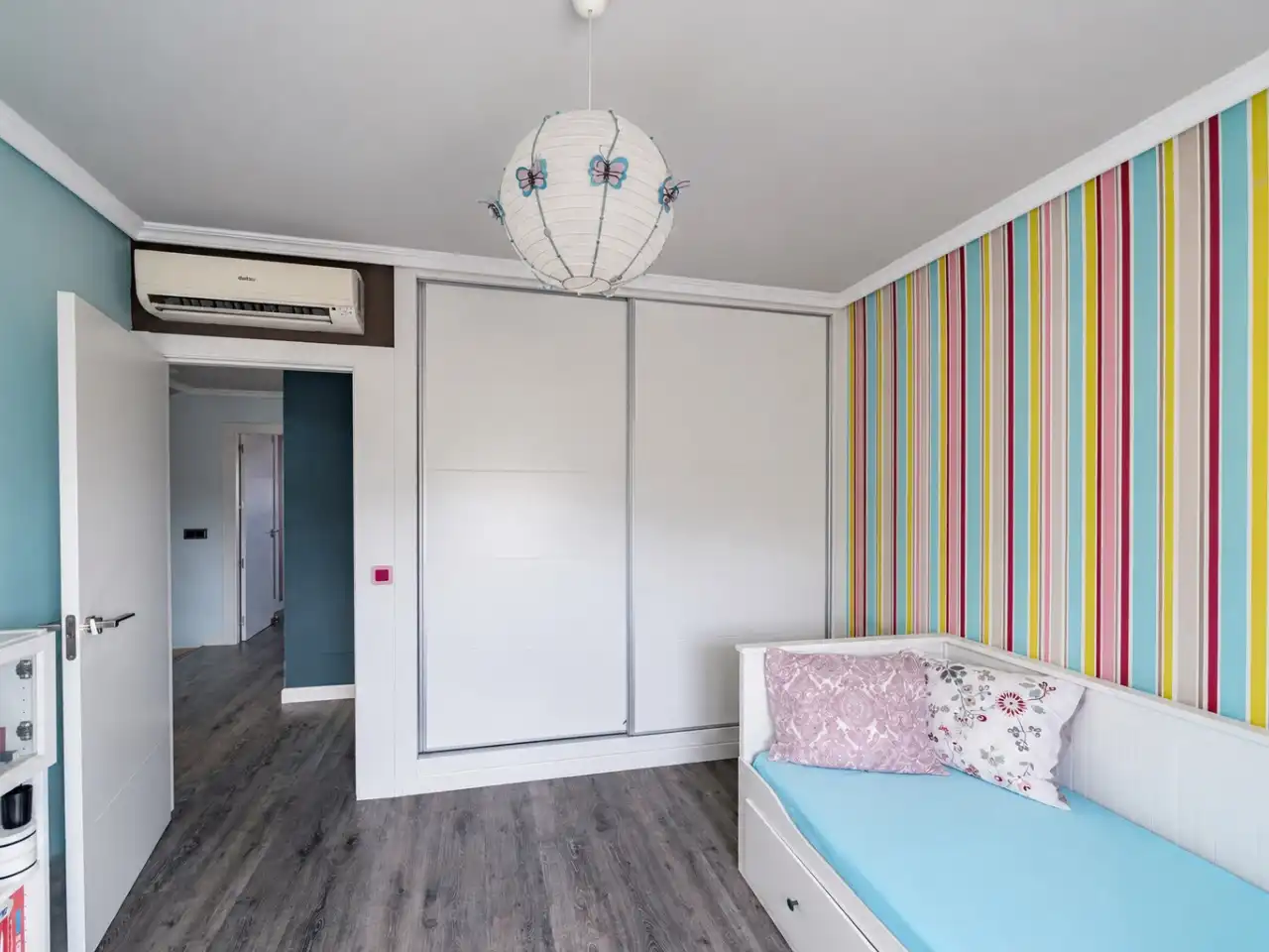 Houses for sale in Calle Madeira, 1, Señorío de Illescas Bedroom of Houses for sale in Illescas with Air Conditioner, Terrace and Swimming Pool