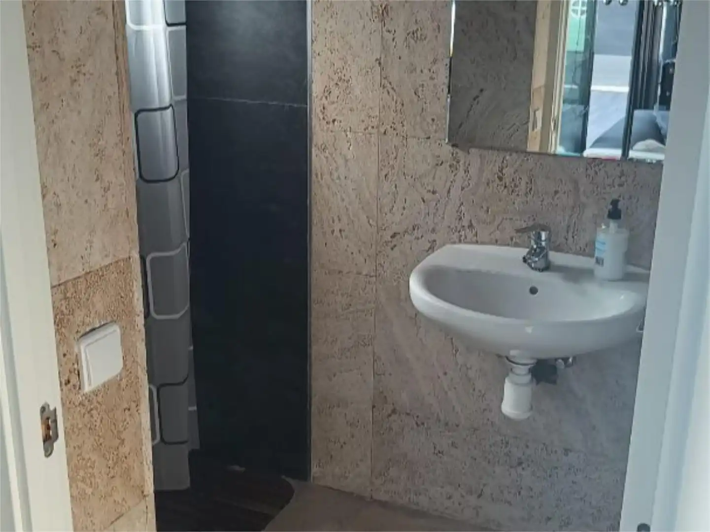 Casa adosada en venda a Carrer Dels Clavells, 4, Els Pallaresos Bany de Casa adosada en venda en Els Pallaresos amb Aire condicionat, Terrassa i Piscina