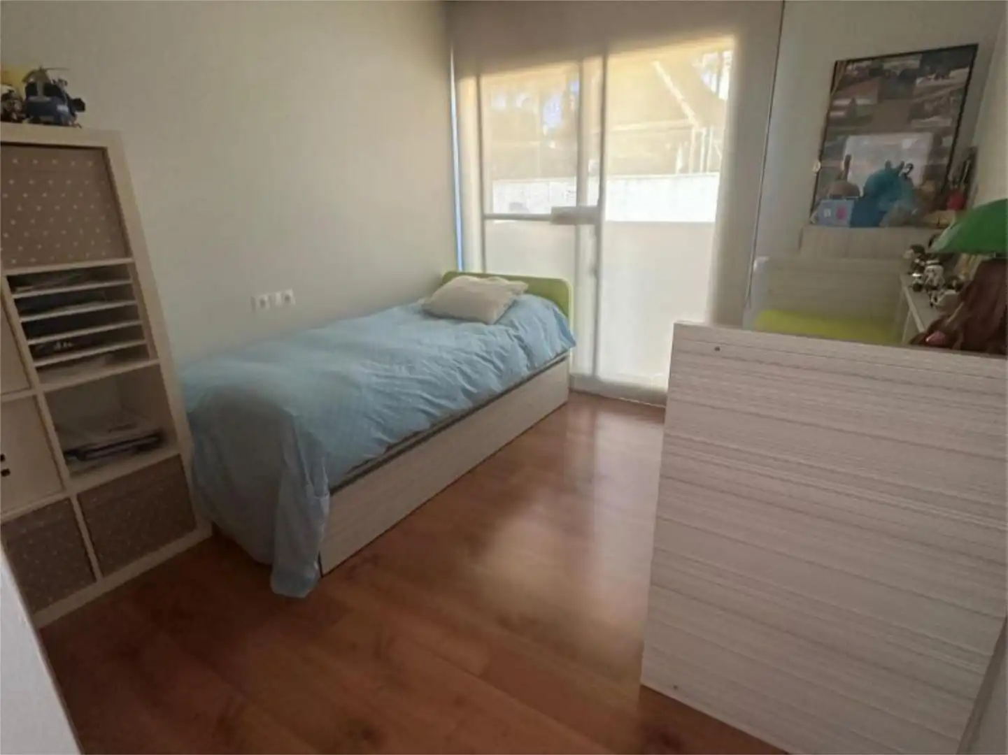 Casa adosada en venda a Carrer Dels Clavells, 4, Els Pallaresos Dormitori de Casa adosada en venda en Els Pallaresos amb Aire condicionat, Terrassa i Piscina