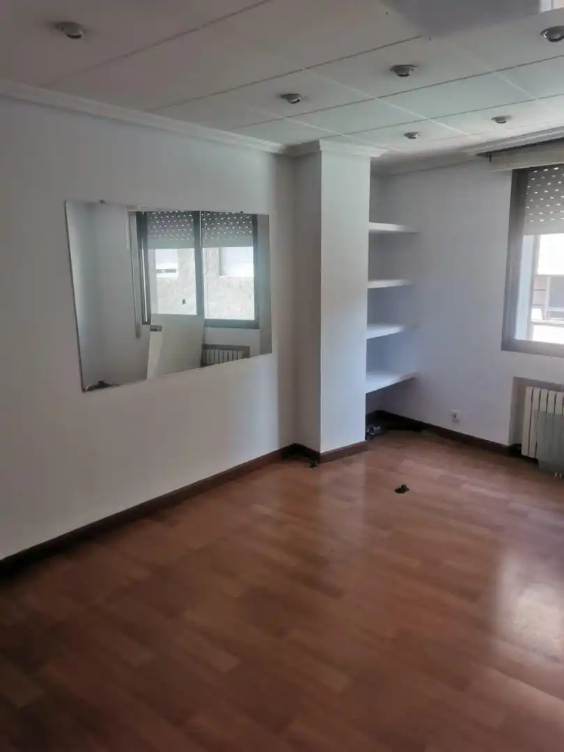 Büro zur Miete in Calle Camino de Santiago, 4, Centro Schlafzimmer von Büro zur Miete in Ponferrada