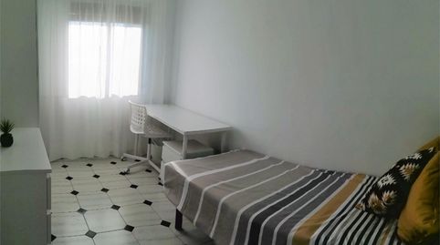 Flat for rent in Avenida de Miraflores, 97, Cruz Roja, Sevilla Capital - image 4 Photo 4 of Flat for rent in Avenida de Miraflores, 97, Cruz Roja, Sevilla Capital